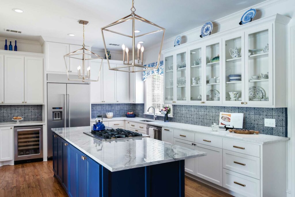 U-Shaped Transitional Kitchen Remodel in Addison, TX